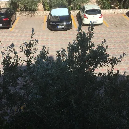 Motel Karakas *
